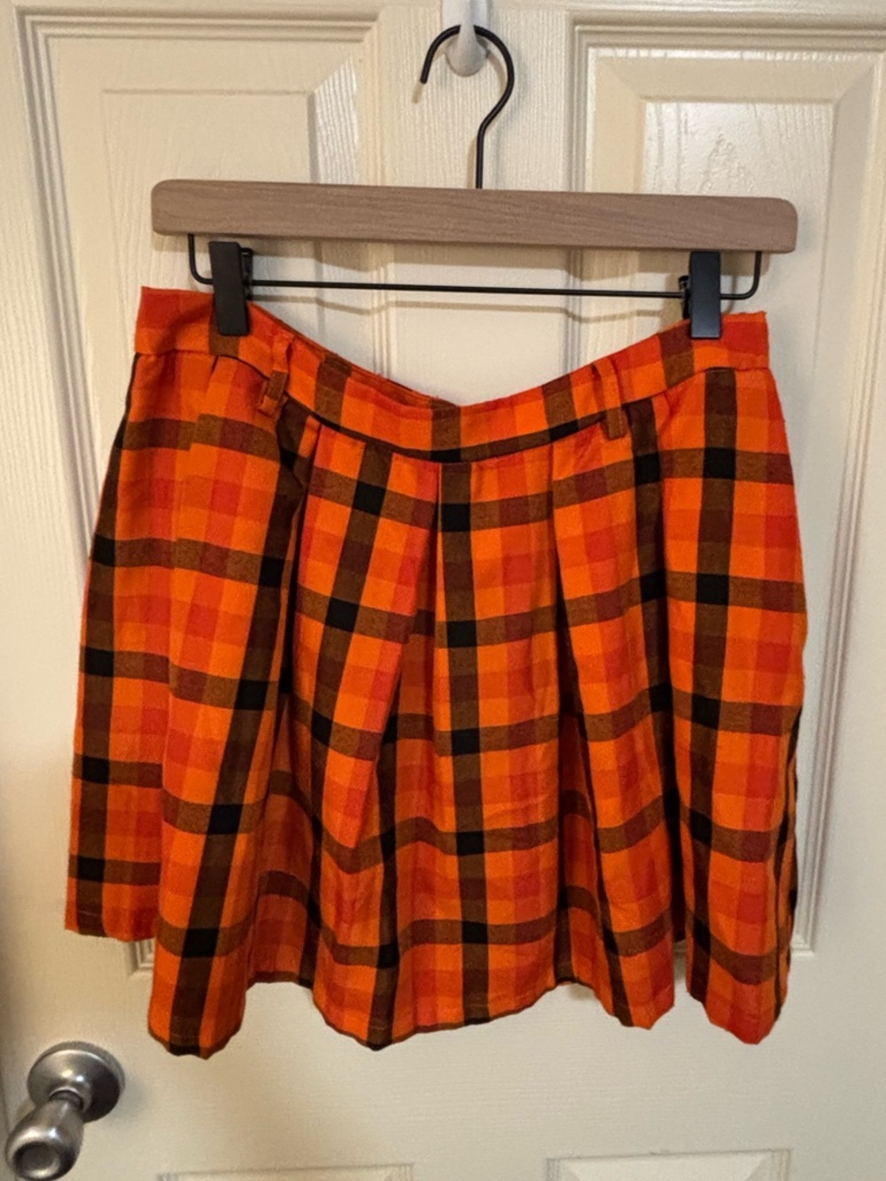 Hot Topic Plaid Skirt Pleated Orange Black Punk Goth Schoolgirl Cosplay Lined